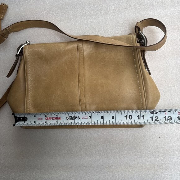 Coach Tan Leather Crossbody Bag With Adjustable Strap - Picture 6 of 16